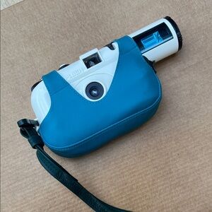 White Lomography Color Splash Camera 35mm w/ 2 Covers